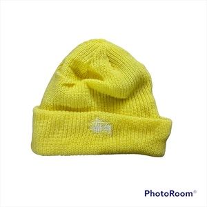Stussy yellow beanie